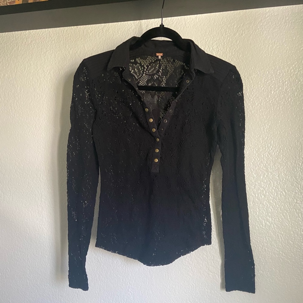 FP▪️Soft lace Henley top